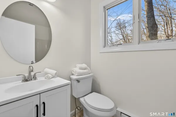 $284,900 | 390 Trailsend Drive, Unit 390, Torrington, CT 06790