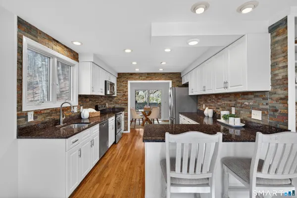 $284,900 | 390 Trailsend Drive, Unit 390, Torrington, CT 06790