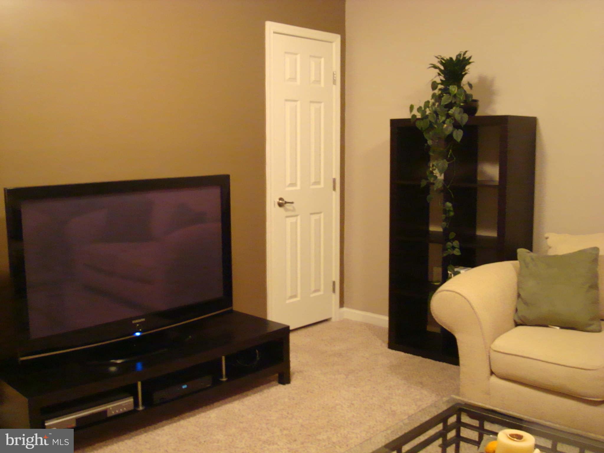 3329 Tianna Way Accokeek, MD 20607 - Photo 13 of 25 Family Room