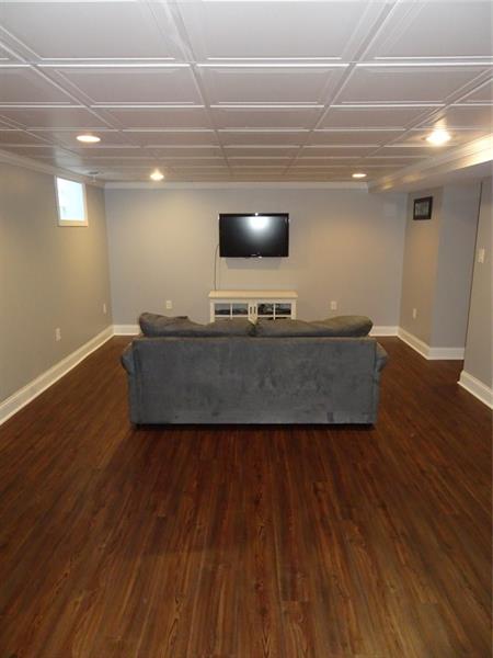116 Rockingham Lane Canonsburg, PA 15317 - Photo 13 of 25 Gallery Image 13