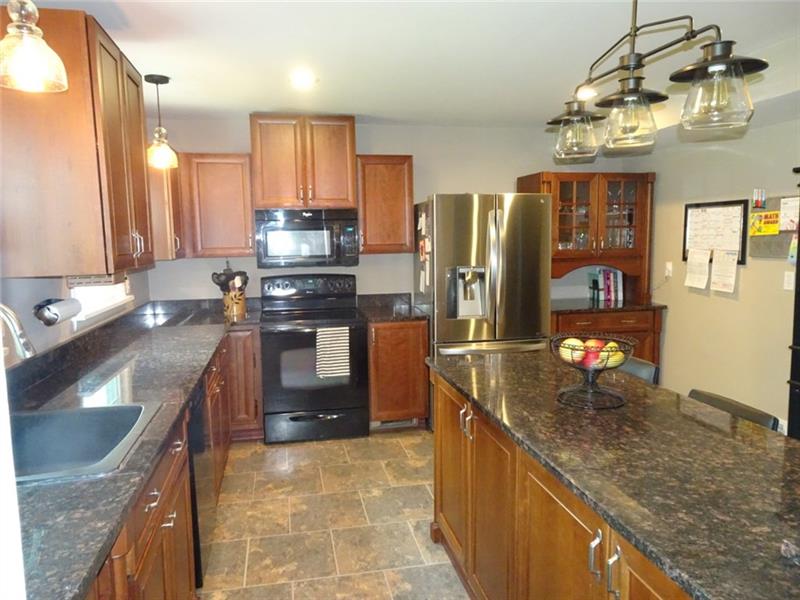 116 Rockingham Lane Canonsburg, PA 15317 - Photo 6 of 25 Gallery Image 6