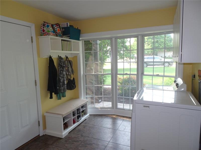 116 Rockingham Lane Canonsburg, PA 15317 - Photo 9 of 25 Gallery Image 9