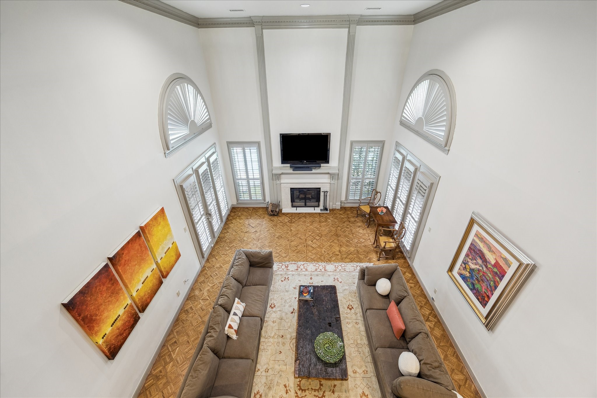 5 Lochtyne Circle Houston, TX 77024 - Photo 23 of 43 a living room with furniture and a flat screen tv