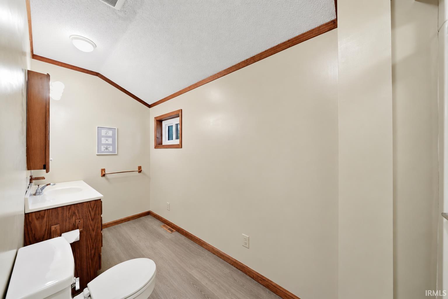 11722 North River Road New Haven, IN 46774 - Photo 17 of 34 Gallery Image 17