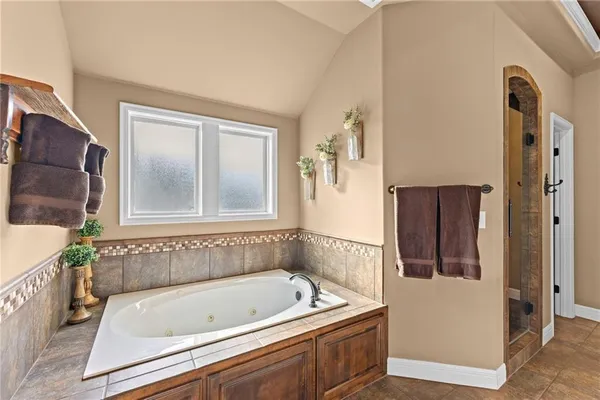 $900,000 | 9641 Inspiration Street, Lenexa, KS 66227