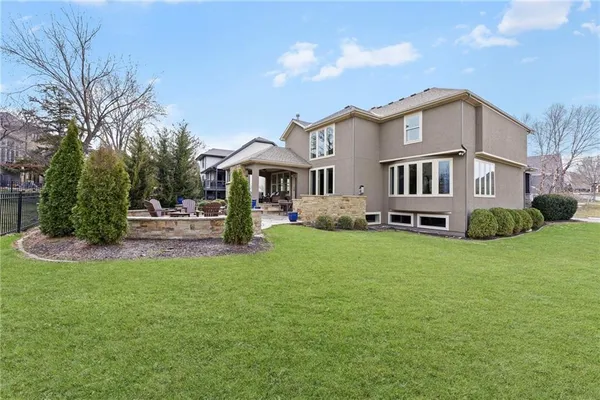 $900,000 | 9641 Inspiration Street, Lenexa, KS 66227