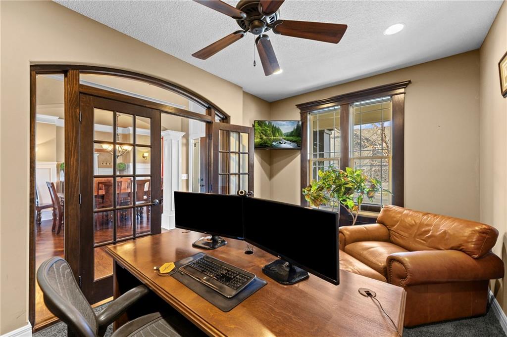 9641 Inspiration Street Lenexa, KS 66227 - Photo 6 of 50