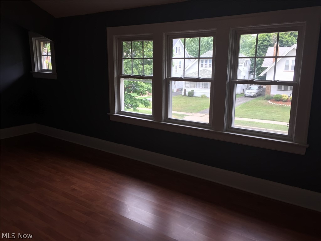 3310 Altamont Road Cleveland, OH 44118 - Photo 19 of 30
