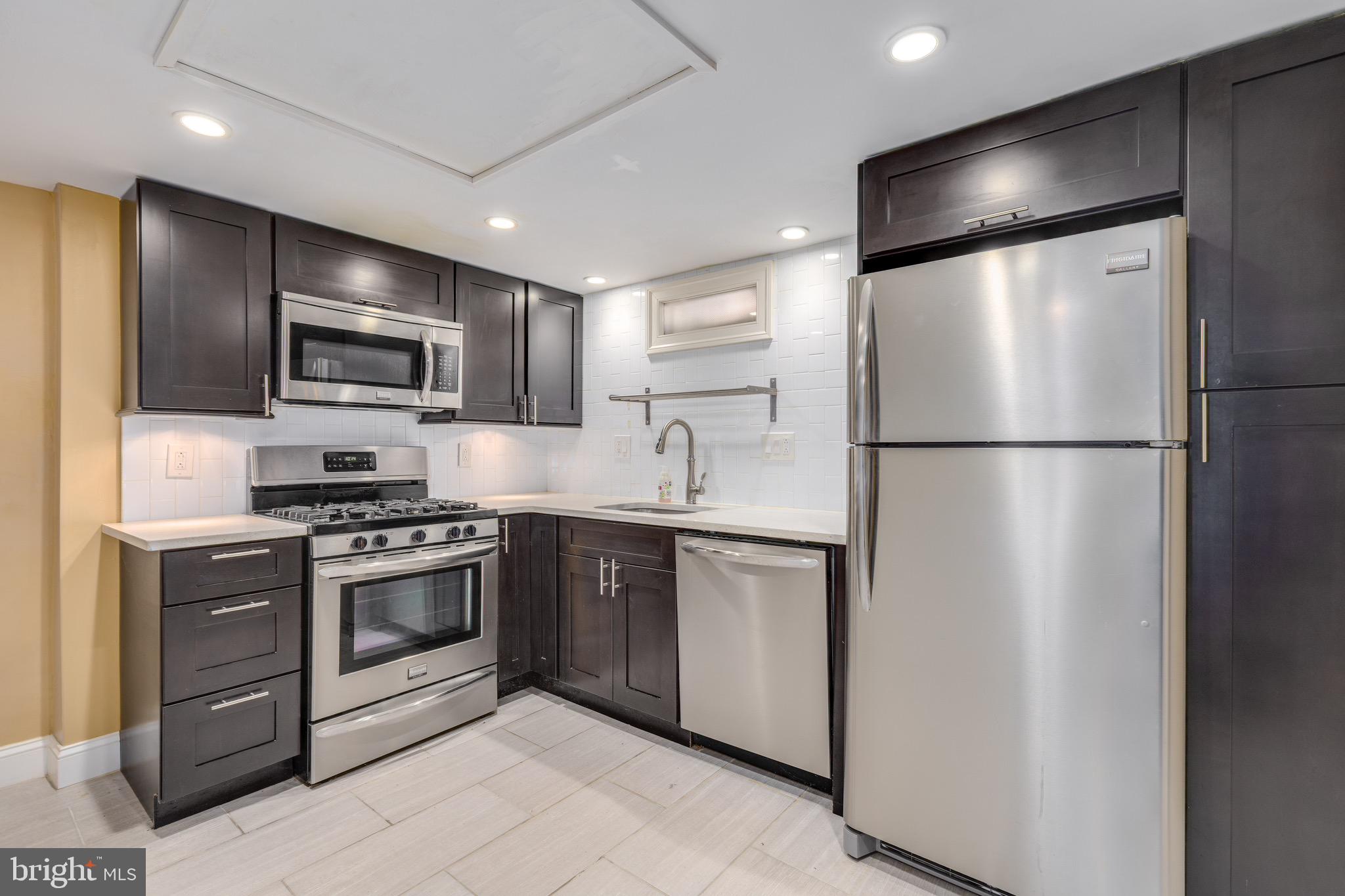 953 North Randolph Street, Unit H Philadelphia, PA 19123 - Photo 1 of 15