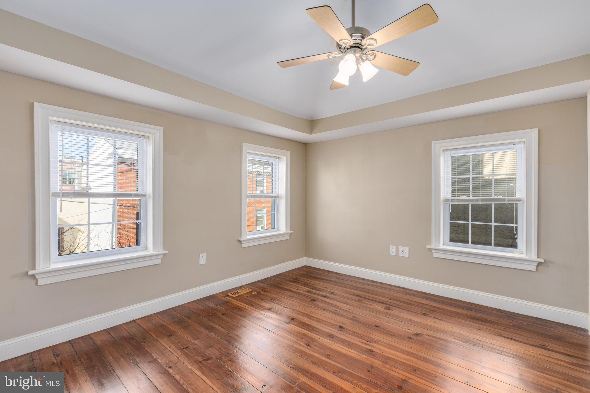 953 North Randolph Street, Unit H Philadelphia, PA 19123 - Photo 13 of 15