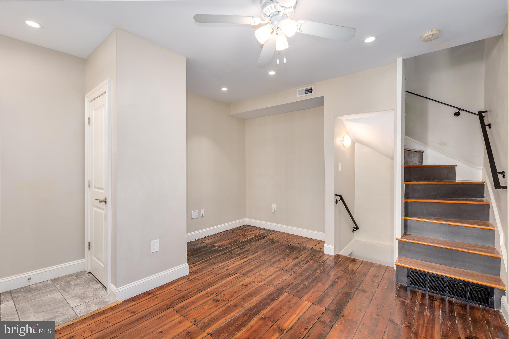 953 North Randolph Street, Unit H Philadelphia, PA 19123 - Photo 4 of 15