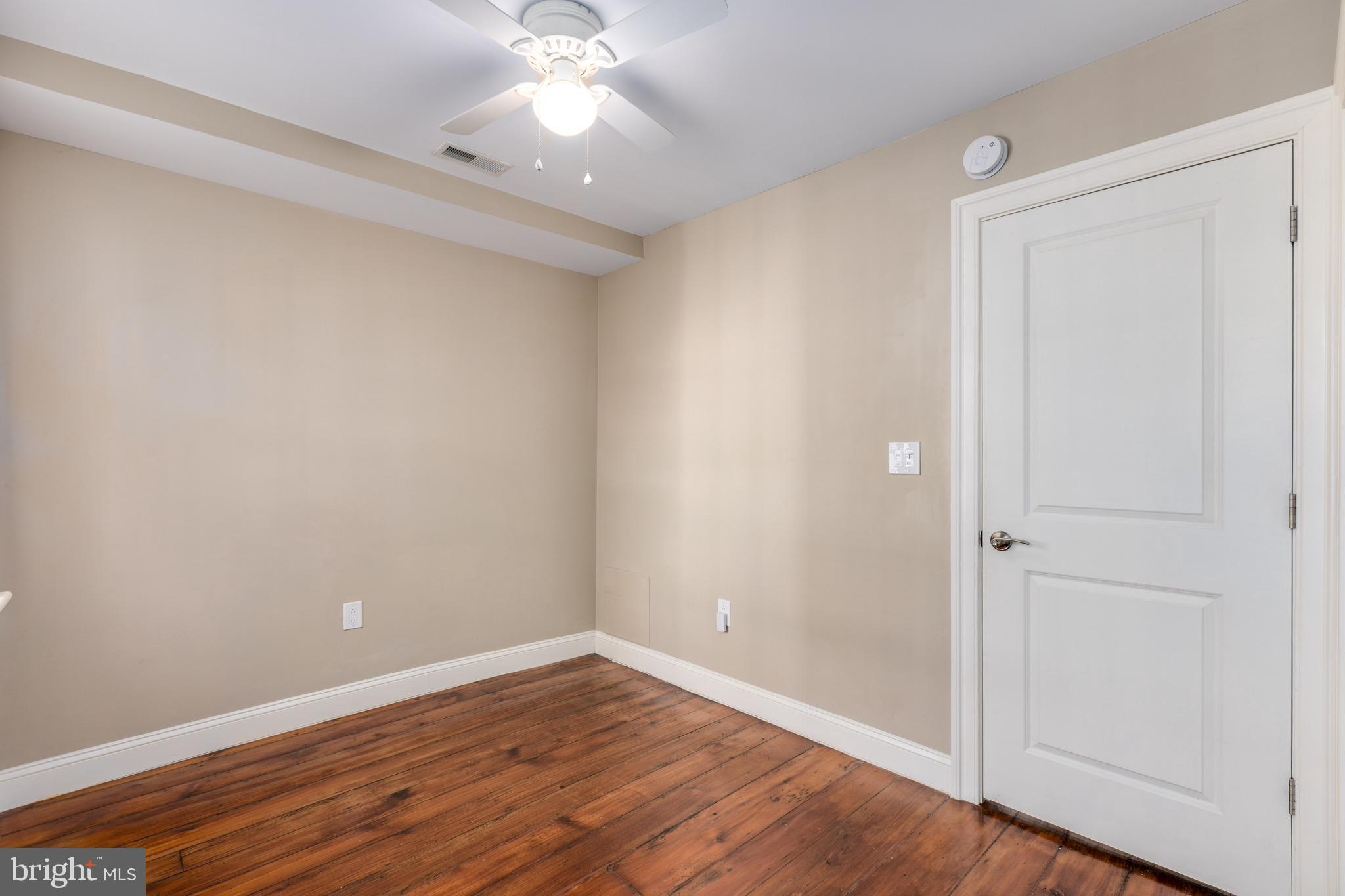 953 North Randolph Street, Unit H Philadelphia, PA 19123 - Photo 9 of 15