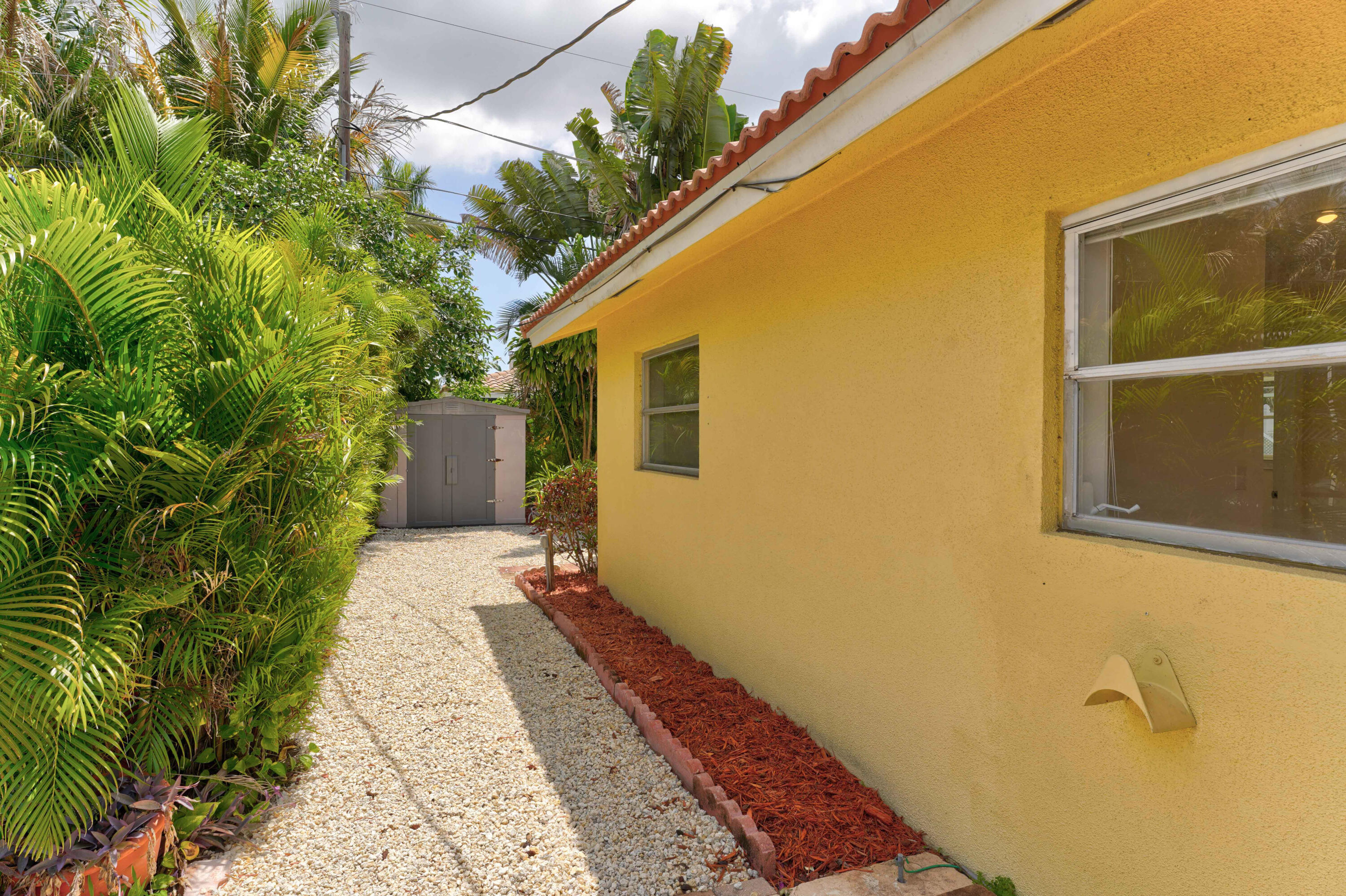 125 St Cloud Lane Boca Raton, FL 33431 - Photo 7 of 14 image00006