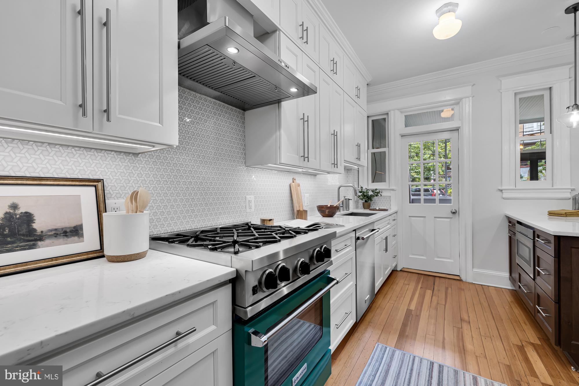 3203 Adams Mill Road Northwest Washington, DC 20010 - Photo 18 of 50