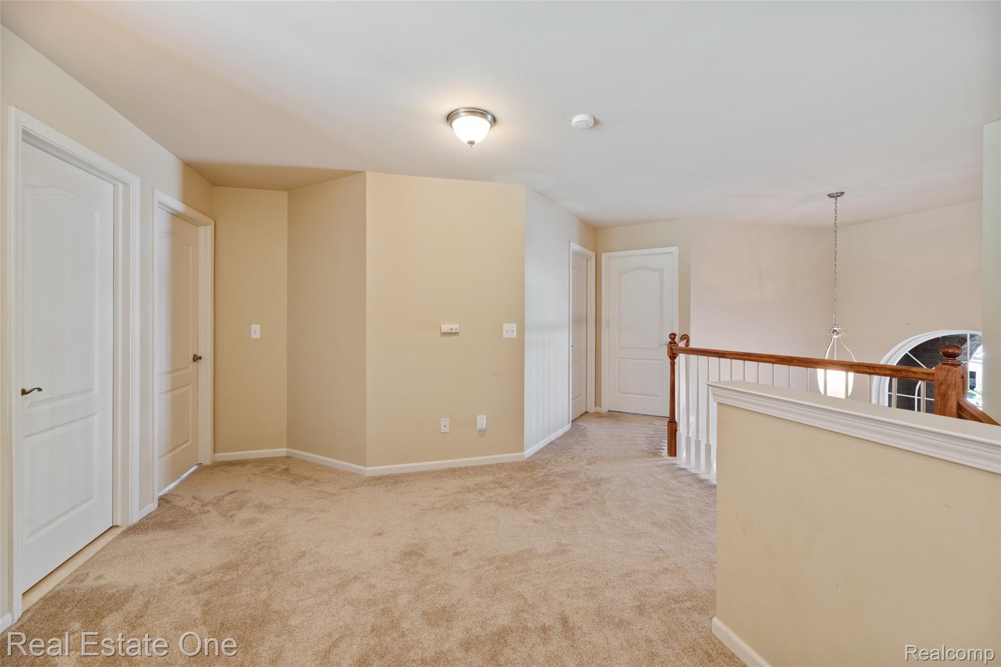 27666 Cromwell Road Novi, MI 48374 - Photo 20 of 33 UPPER HALL