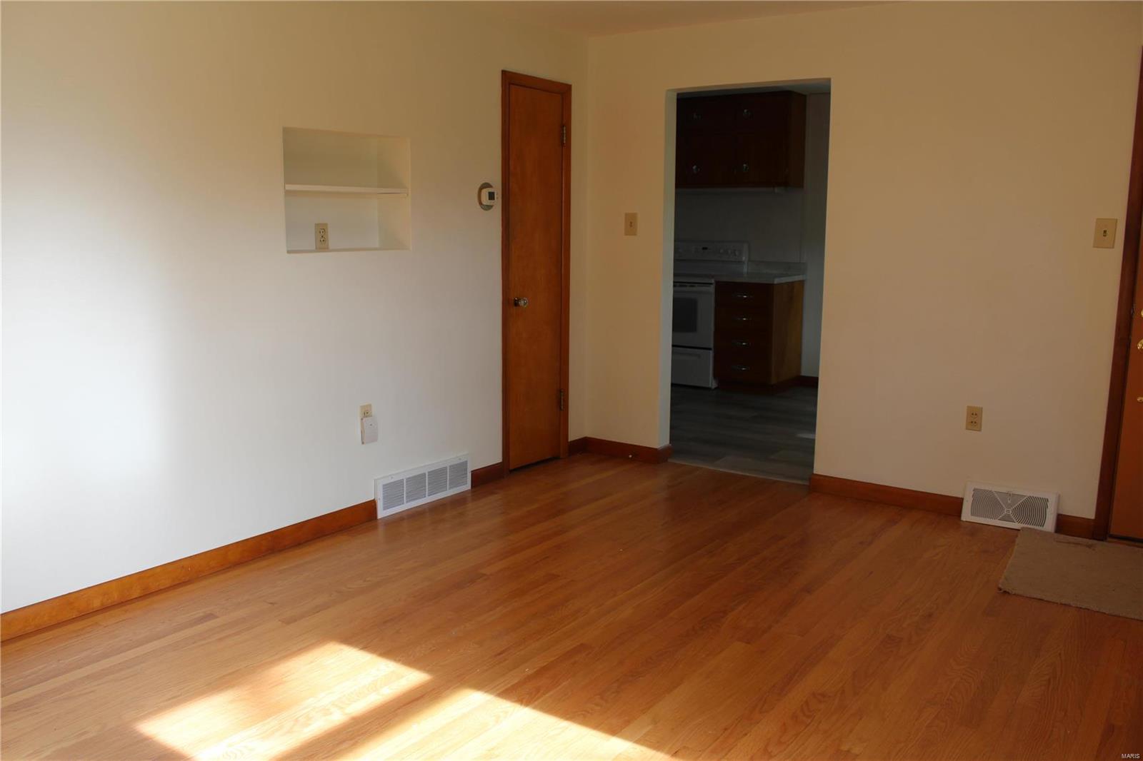 7538 Old Moro Road Moro, IL 62067 - Photo 3 of 48