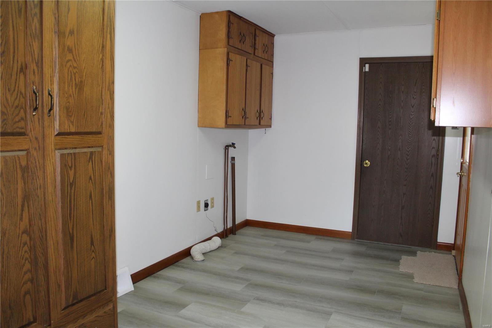 7538 Old Moro Road Moro, IL 62067 - Photo 10 of 48