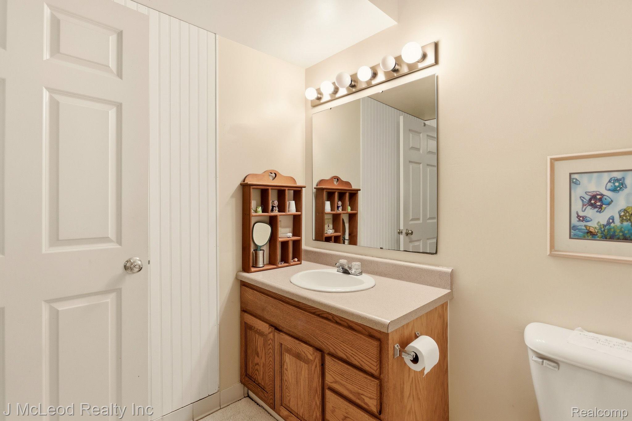 2515 East Akron Road Caro, MI 48723 - Photo 39 of 54 40-web-or-mls-2515 E Akron Rd-51.jpg