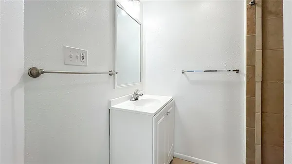 $1,195 | 5110 Old Cheney Highway, Unit A, Orlando, FL 32807