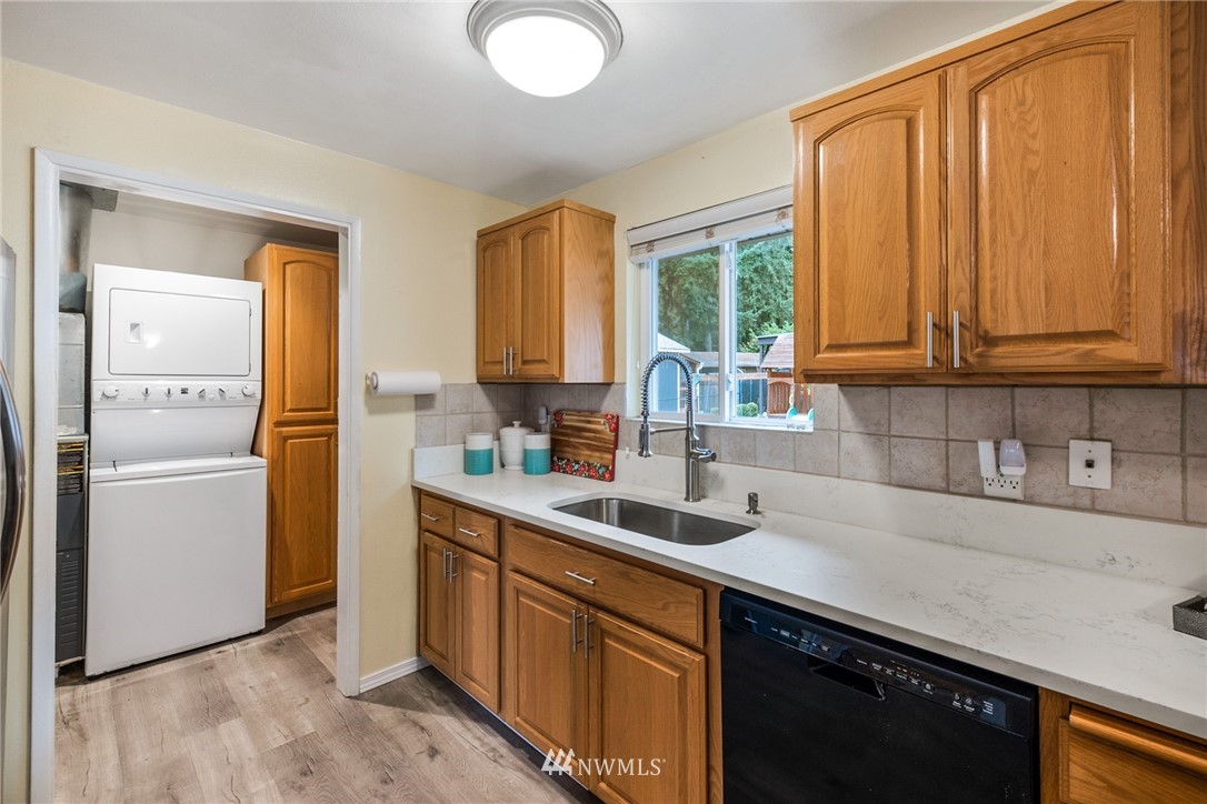 13920 Southeast 200th Street Renton, WA 98058 - Photo 11 of 28 Gallery Image 11