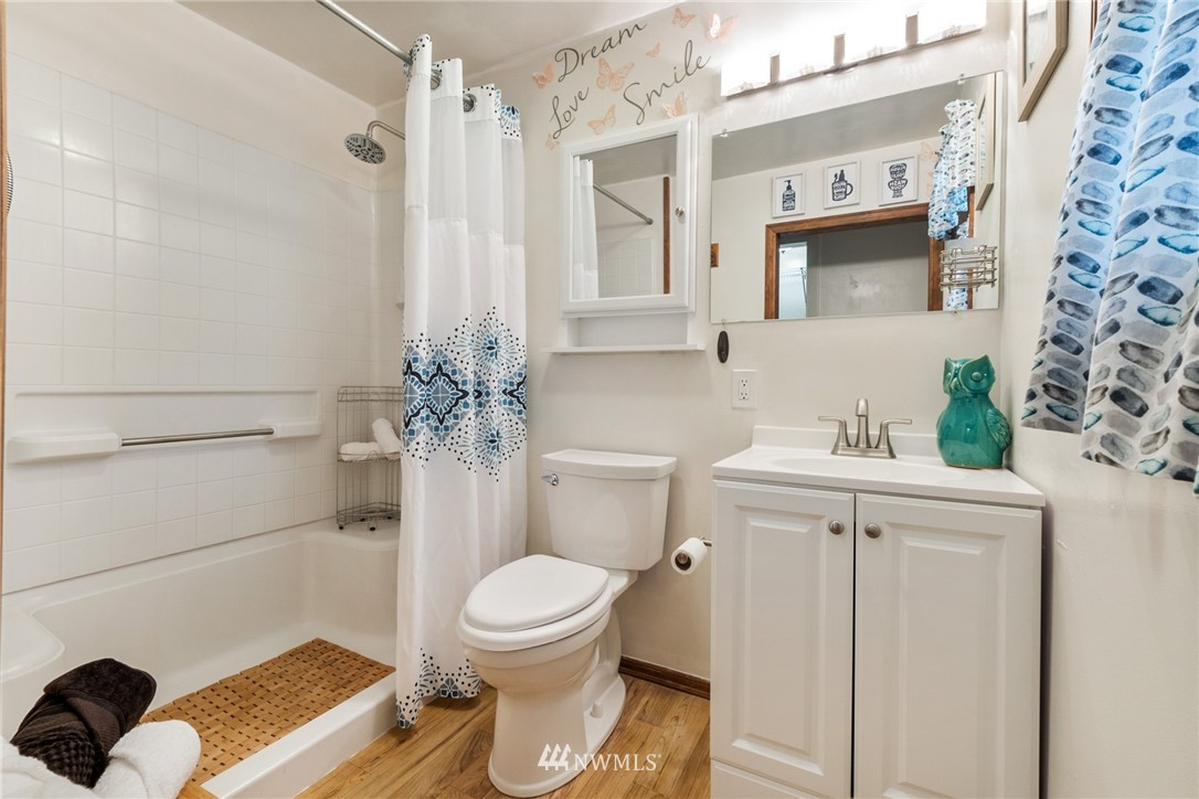 13920 Southeast 200th Street Renton, WA 98058 - Photo 15 of 28 Gallery Image 15