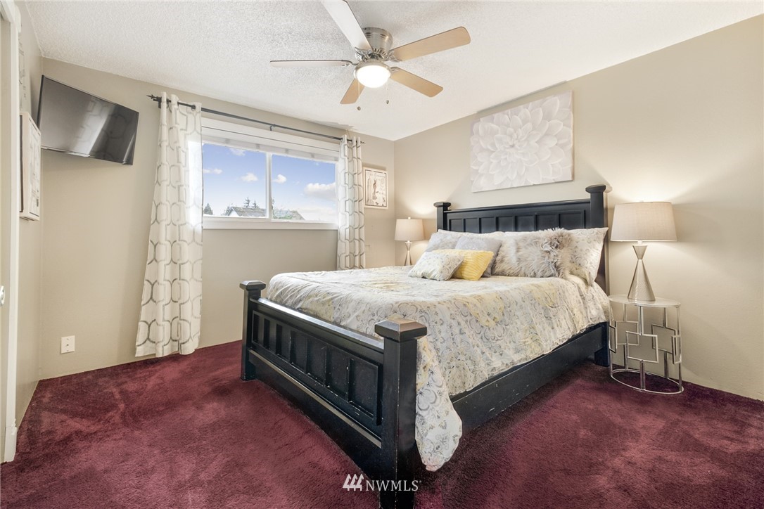13920 Southeast 200th Street Renton, WA 98058 - Photo 16 of 28 Gallery Image 16