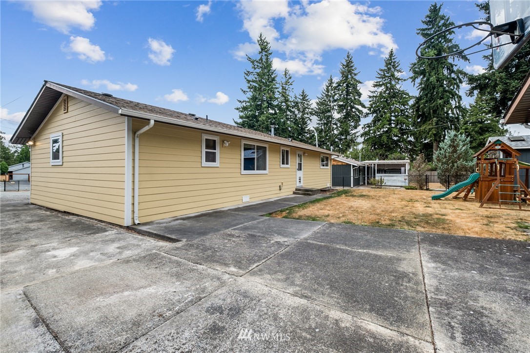 13920 Southeast 200th Street Renton, WA 98058 - Photo 24 of 28 Gallery Image 24
