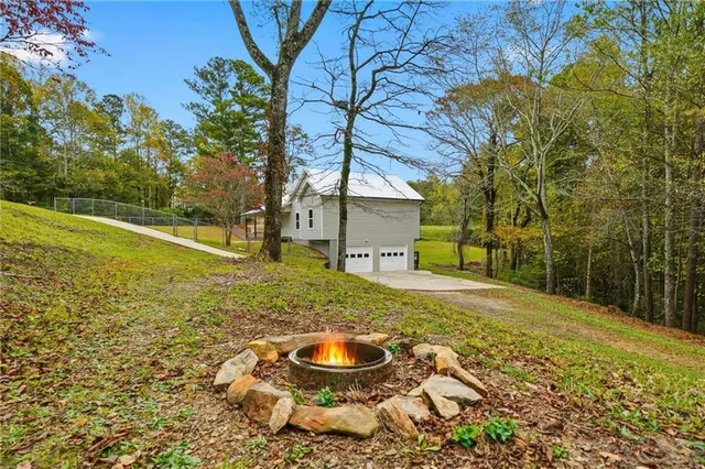 $375,000 | 13 Tatum Road, Talking Rock, GA 30175