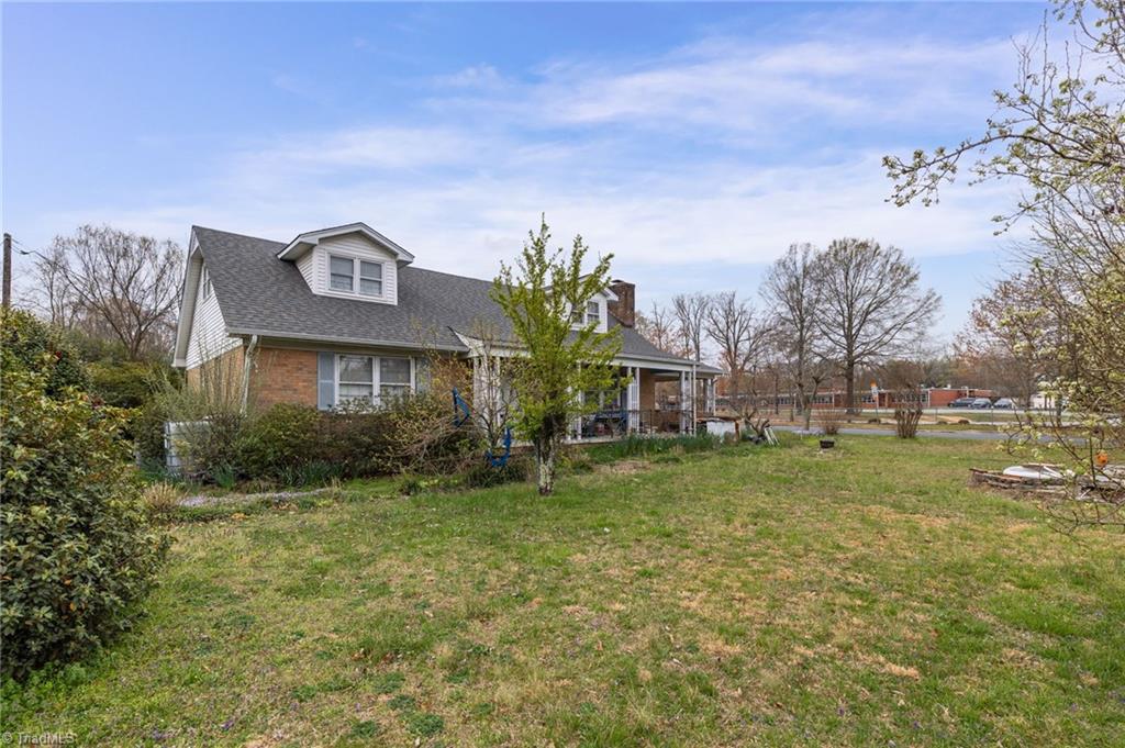 3917 Frazier Road Greensboro, NC 27407 - Photo 3 of 32 Gallery Image 3