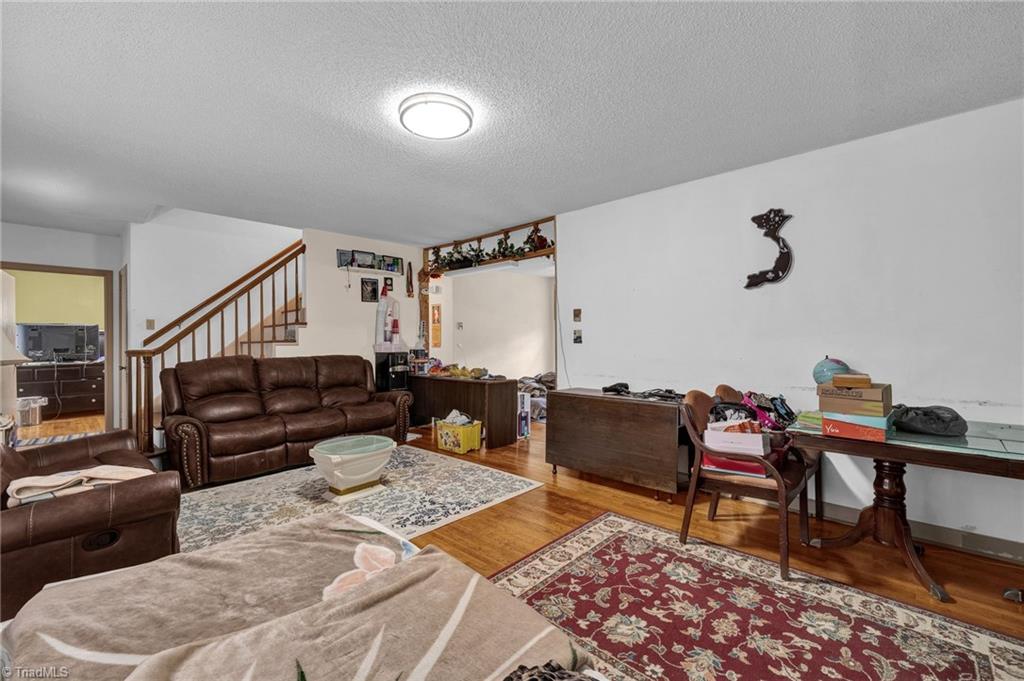 3917 Frazier Road Greensboro, NC 27407 - Photo 7 of 32 Gallery Image 7