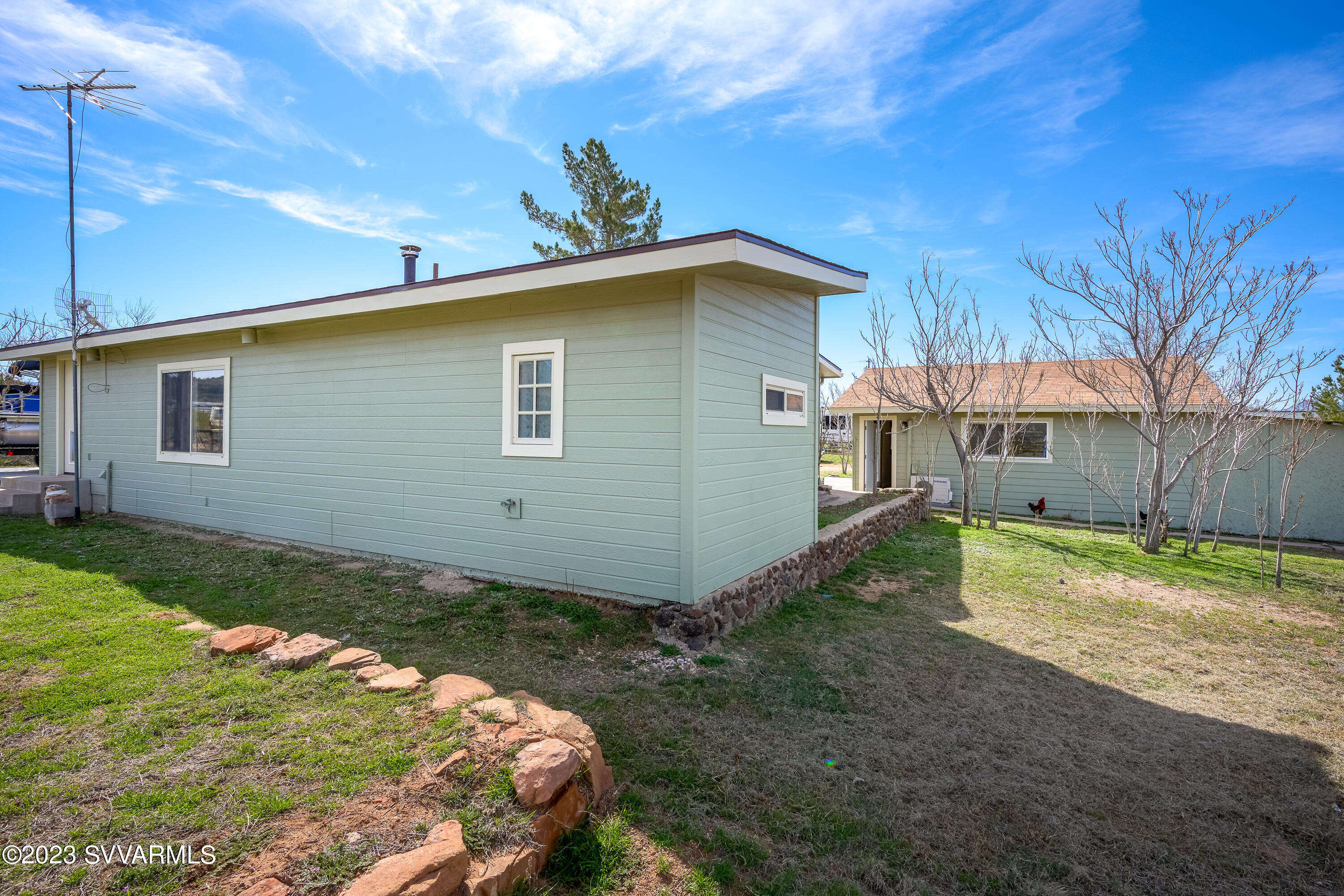 6034 Bice Road Rimrock, AZ 86335 - Photo 42 of 47 a backyard of a house