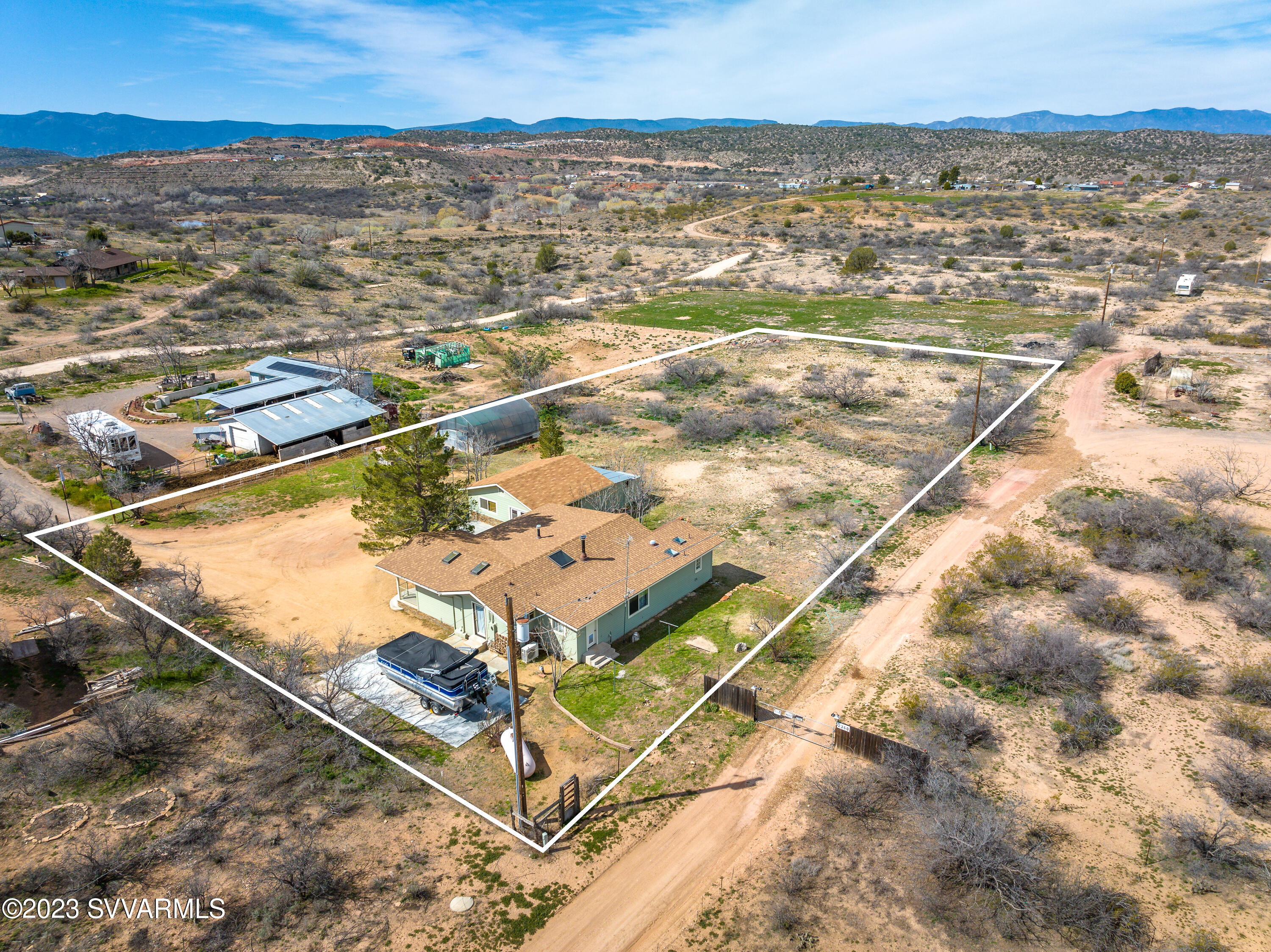6034 Bice Road Rimrock, AZ 86335 - Photo 7 of 47 a view of a city