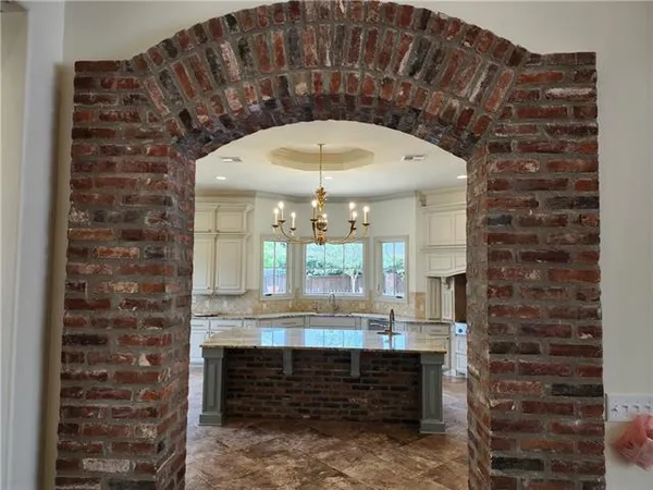 $1,495,000 | 4708 Christopher Place, Alexandria, LA 71303