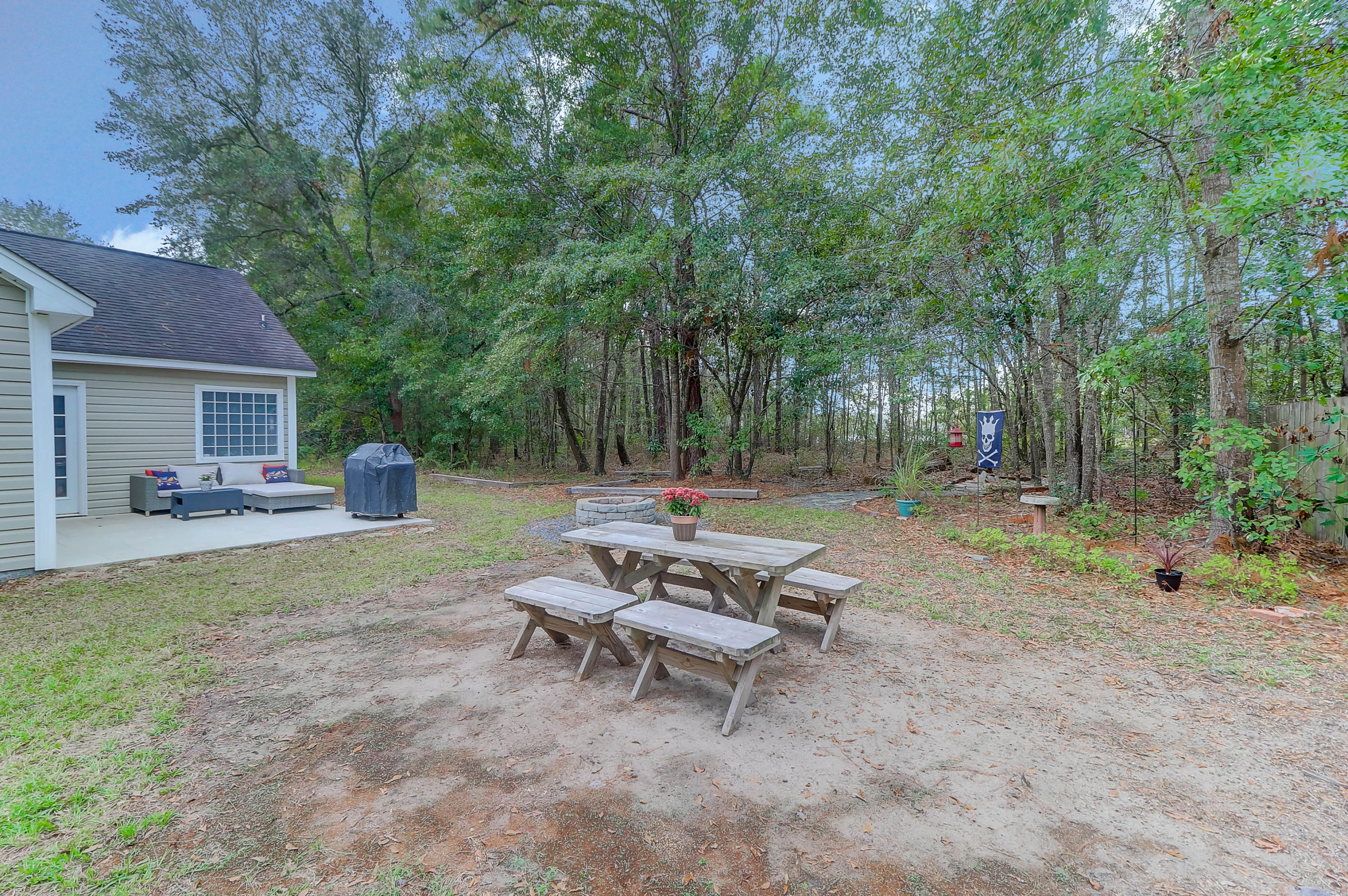 1706 Barracuda Road Johns Island, SC 29455 - Photo 19 of 22 Backyard