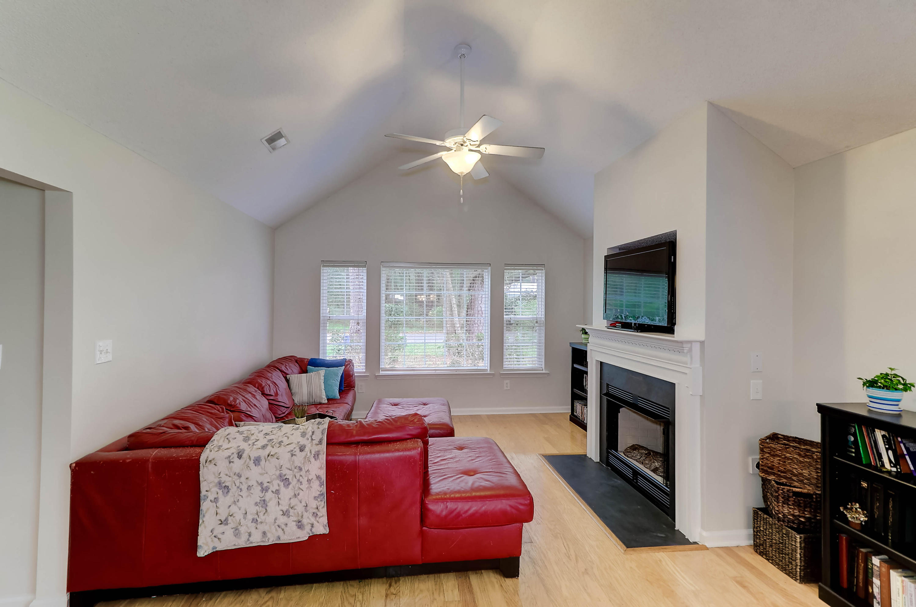 1706 Barracuda Road Johns Island, SC 29455 - Photo 3 of 22 Living Room