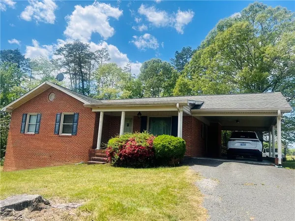 $259,900 | 505 Belvue Drive, Mount Airy, NC 27030