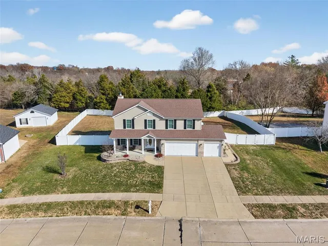 $405,000 | 9628 Persimmon Point Drive, Hillsboro, MO 63050
