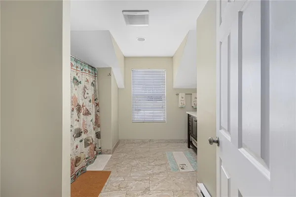 $875,000 | 136 Corporate Place, Middletown, RI 02842