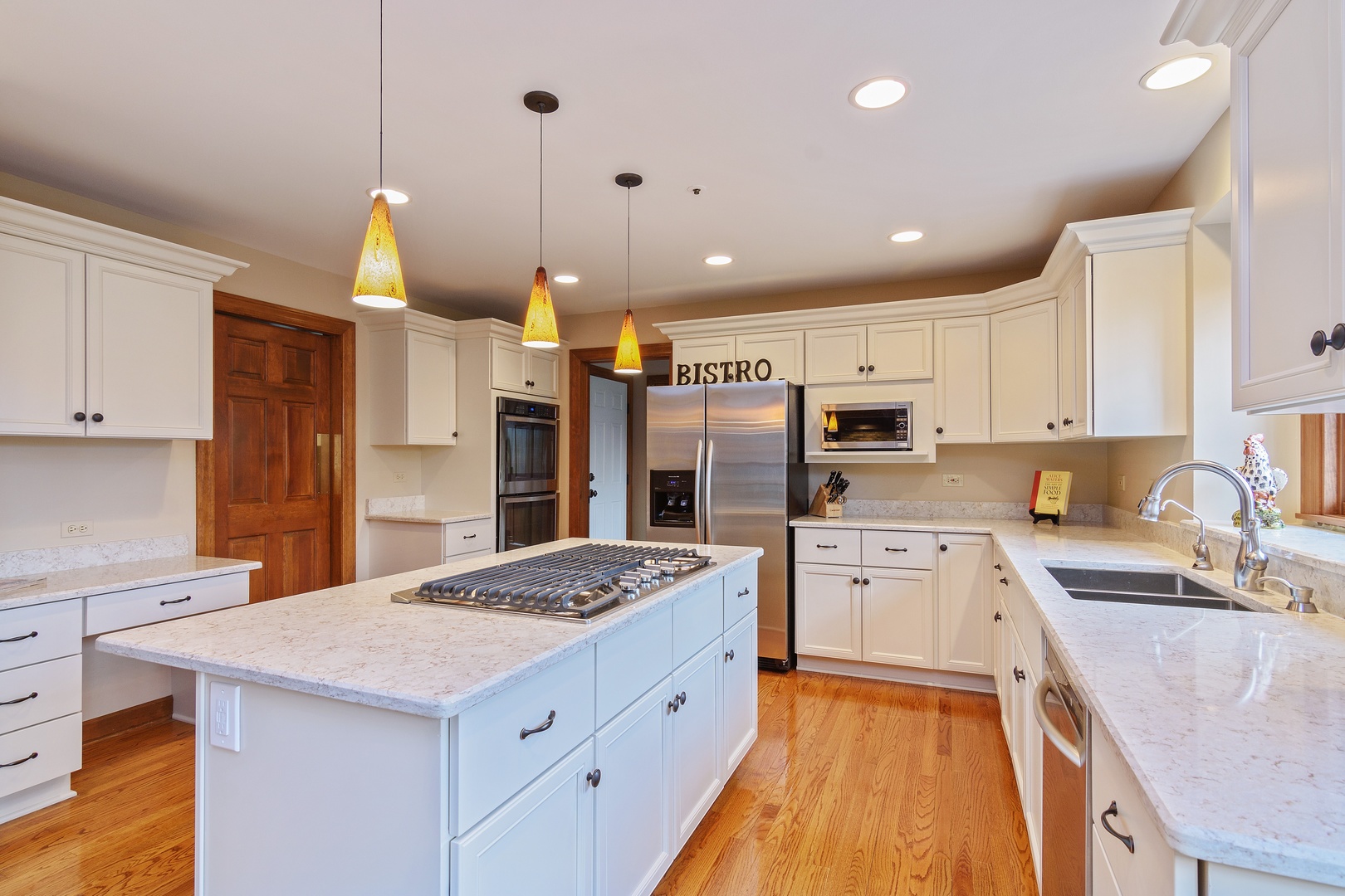 5259 Hilltop Road Long Grove, IL 60047 - Photo 4 of 29