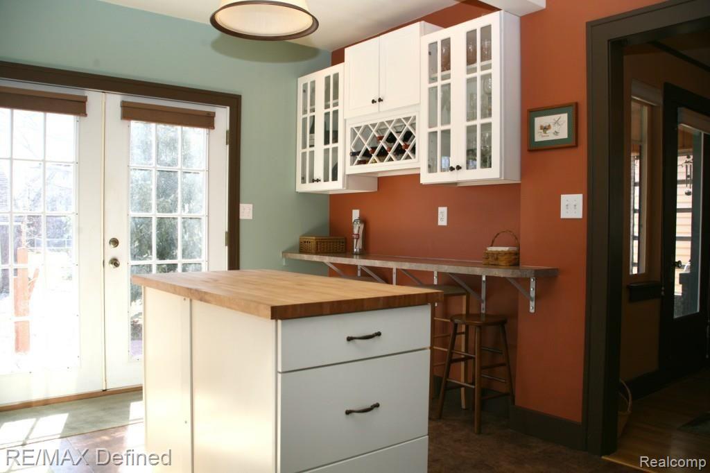 34 Mohawk Road Pontiac, MI 48341 - Photo 8 of 19 #8.jpg