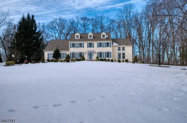 $949,000 | 40 Rustic Trail, Flemington, NJ 08822