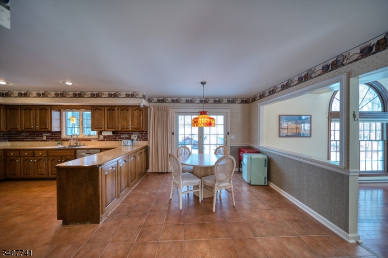 40 Rustic Trail Flemington, NJ 08822 - Photo 13 of 50