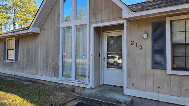 $140,000 | 210 Jefferson Park Drive, Macon, GA 31220