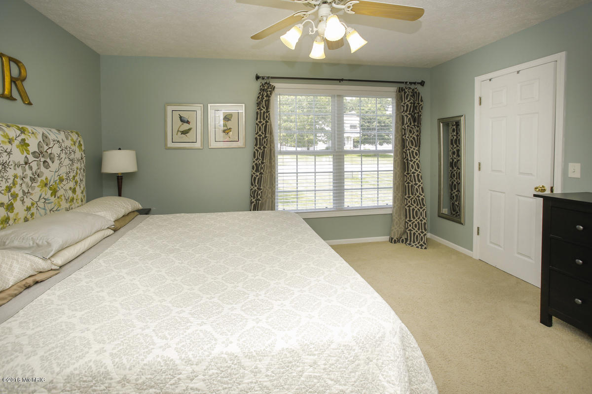 8639 Hathaway Road Kalamazoo, MI 49009 - Photo 15 of 29 8639 hathaway-115