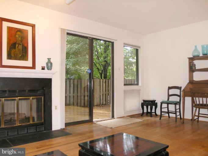 11001 Thrush Ridge Road Reston, VA 20191 - Photo 10 of 29 Living Room #2