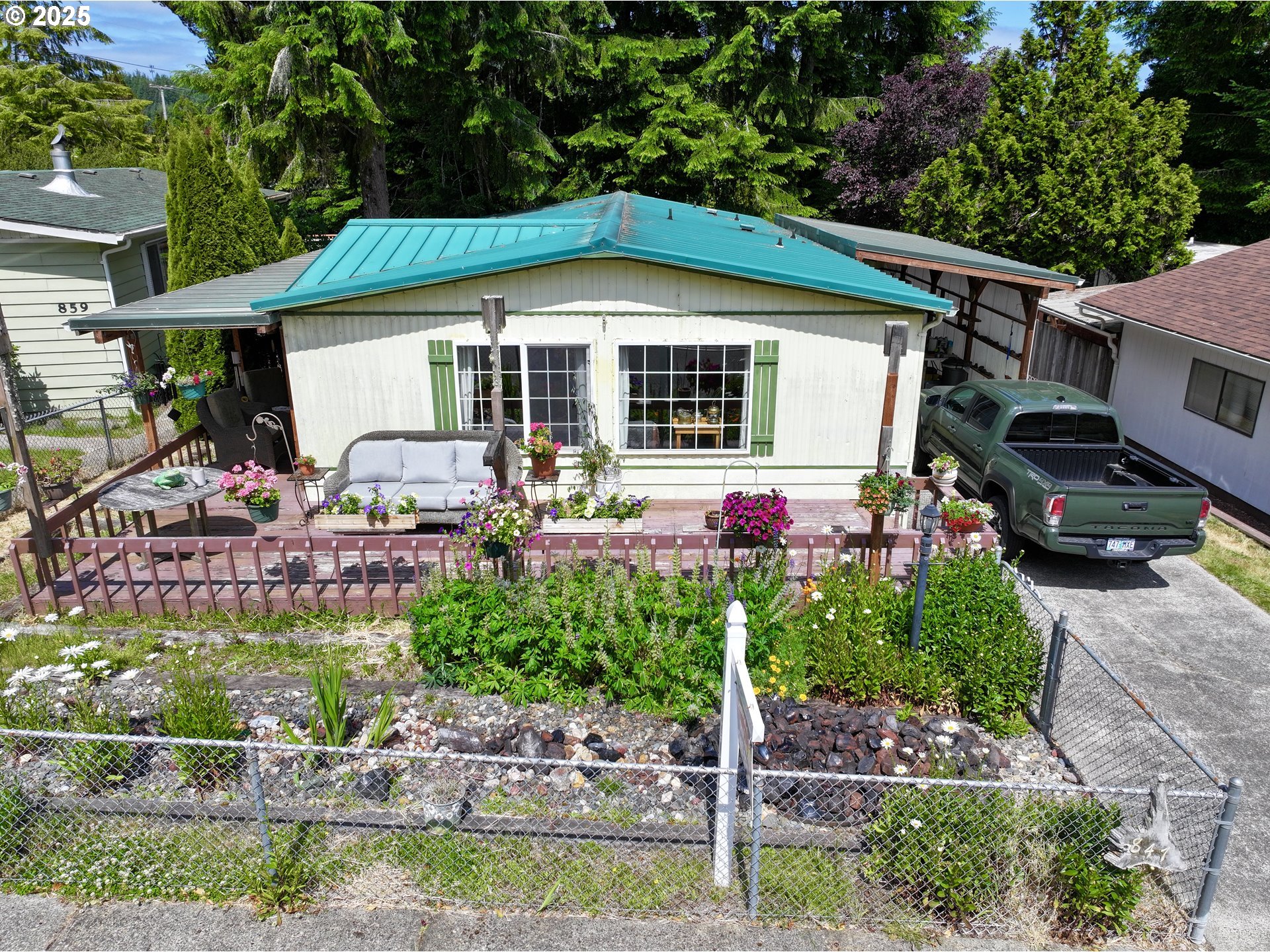 847 Vista Court Reedsport, OR 97467 - Photo 5 of 30 Gallery Image 5