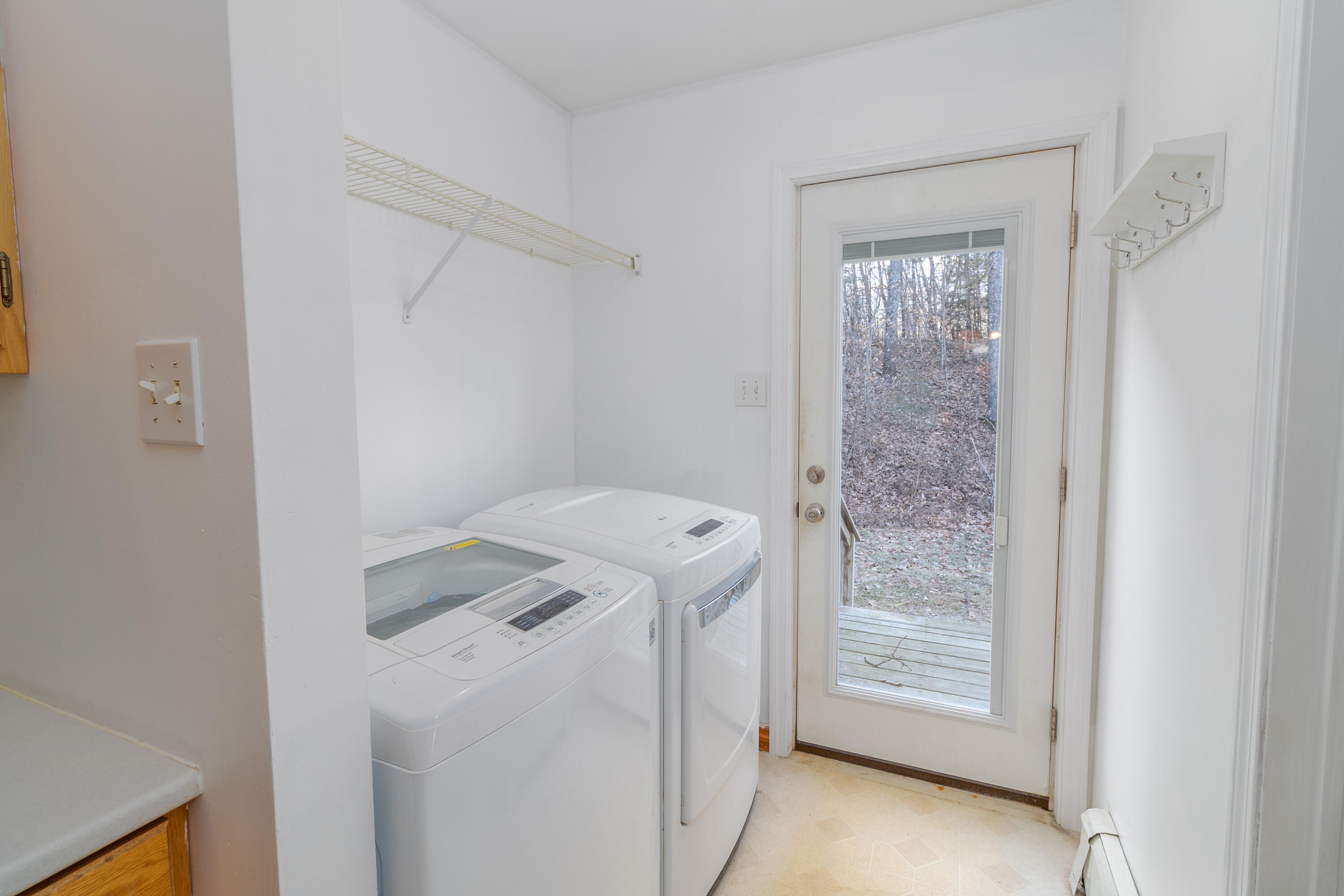 448 River Road Topsham, ME 04086 - Photo 15 of 51 448 River Topsham-10