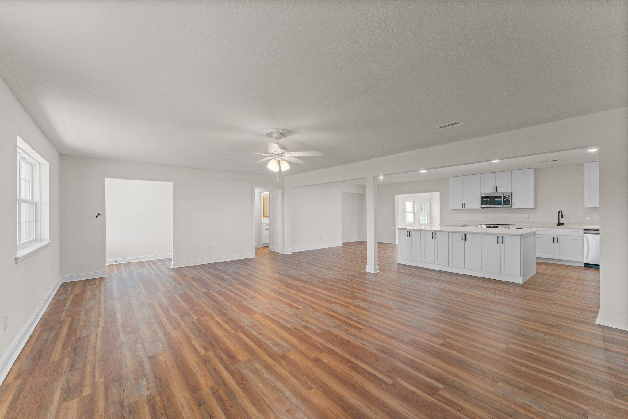 17761 County Road 28 Foley, AL 36535 - Photo 13 of 51 Living Room