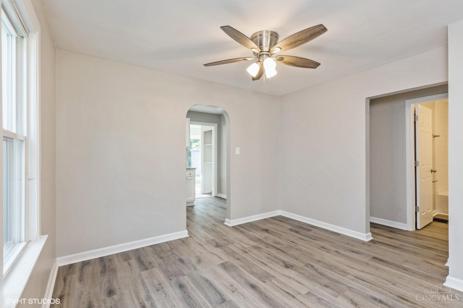 3103 Yankee Road Middletown, OH 45044 - Photo 13 of 34 Gallery Image 13