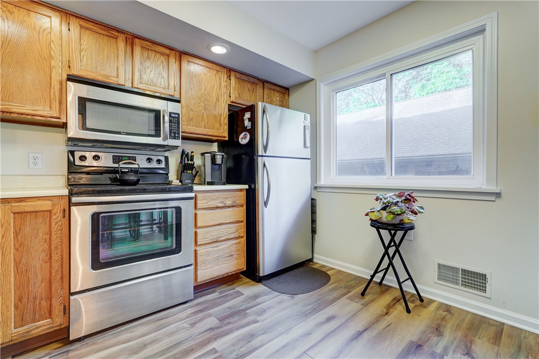 385 Broadway Rochester, NY 14607 - Photo 9 of 23 Gallery Image 9